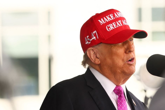 JAV paskelbė stulbinantį kaltinimą: migrantas grasino nužudyti Trumpą?
