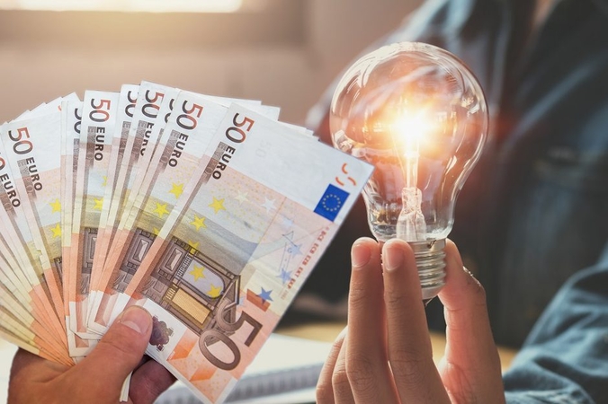 V. Poderys: reikėtų tirti, ar kompensacijos už elektrą tiekėjus pasiekia pagrįstai