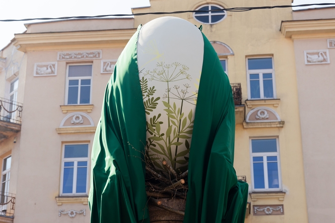 „Kiaušinio“ skulptūros atnaujinimas – naujojo kūrinio idėjos pristatymas