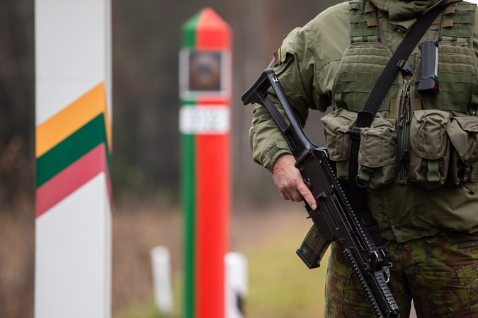 Ginklų reikia ne tik Ukrainai, bet ir Lietuvos pasieniečiams: valstybės prašo 20 mln. eurų