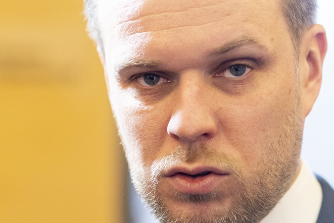 Politologas: G. Landsbergis – prastas ministras, vertas interpeliacijos