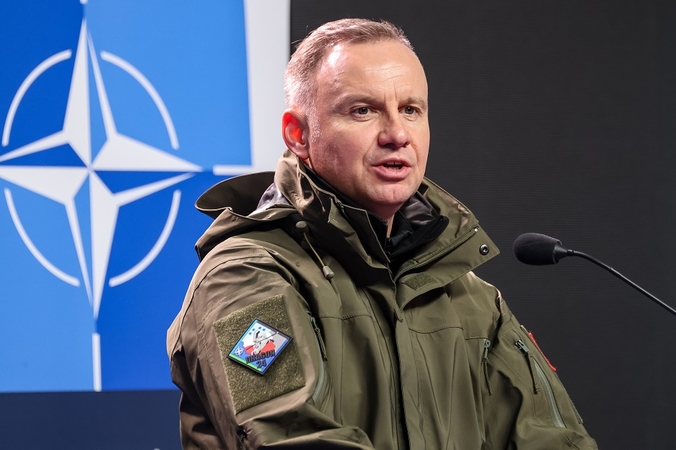 Lenkijos prezidentas ragina NATO sąjungininkes išlaidas gynybai didinti iki 3 proc. BVP