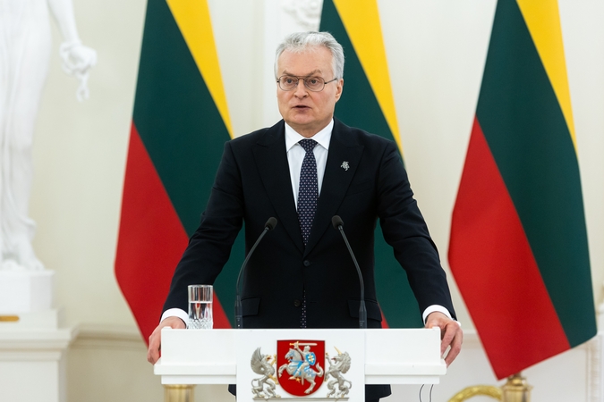 G. Nausėda ragina ES koreguoti sankcijų Rusijai kursą – taikytis į energetiką