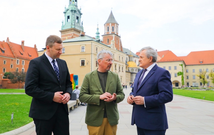 S. Kairys su Liublino trikampio ministrais pasirašė susitarimą dėl paramos Ukrainai