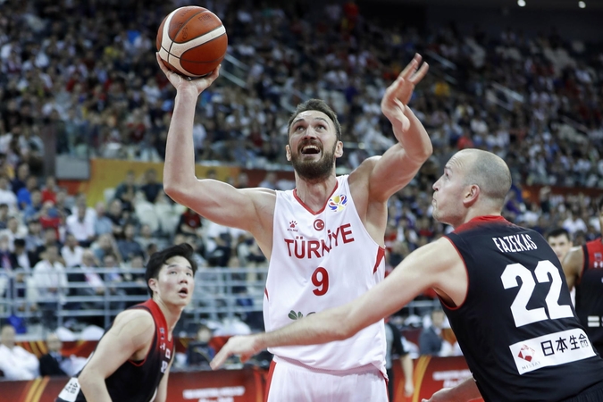 NBA krepšininkų vedama Turkija nugalėjo Japoniją
