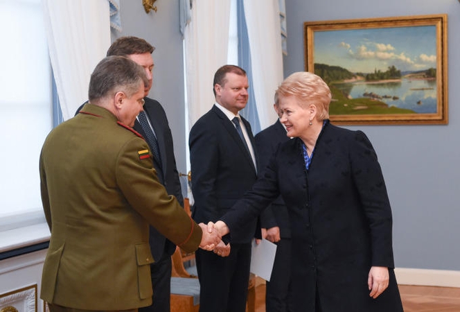 Valstybės gynimo taryba siūlo krašto apsaugai skirti papildomus 149 mln. eurų