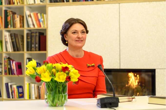  Diana Nausėdienė