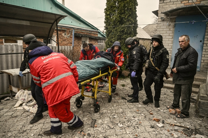 Kramatorską rusai bombardavimo kasetinėmis bombomis: du žmonės žuvo