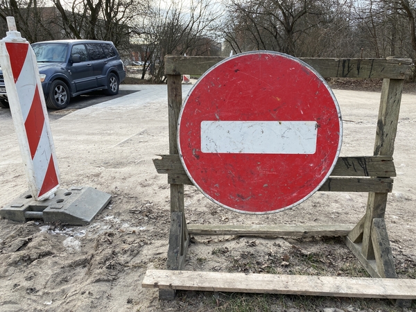 Perspėja: kai kuriems Tauralaukio gyventojams gali tekti pavažinėti ratais – dvi dienas bus uždarytas eismas Akmenų gatve.
