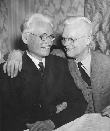 Susitikimas: K. Grinius su broliu Jonu Griniumi Filadelfijoje 1947 m.