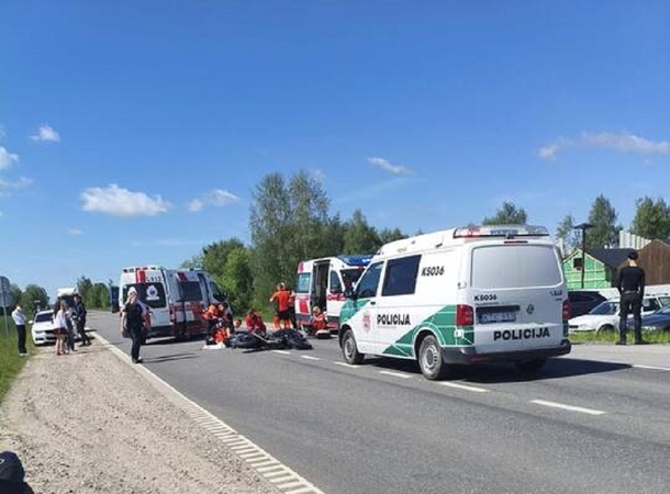 Kauno rajone žuvęs motociklininkas – Paskutinį skambutį šventęs abiturientas