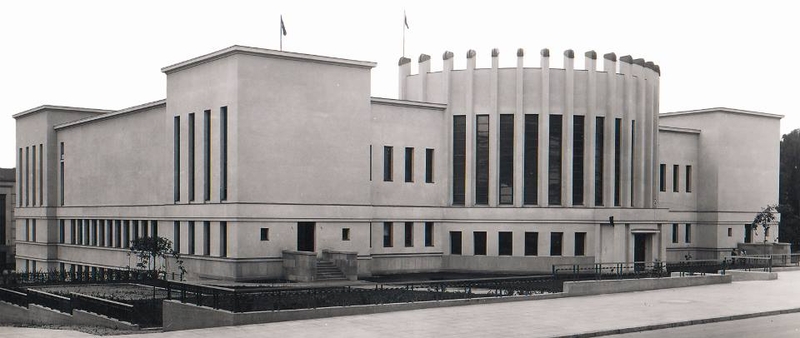 Simbolis: Vytauto Didžiojo muziejaus fasadas nuo V.Putvinskio gatvės pusės XX a. 4 deš.