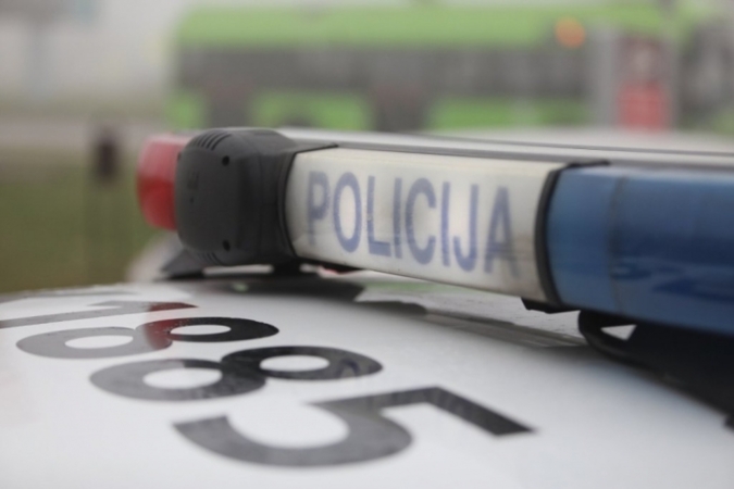 Tik per plauką nuo tragedijos: klaipėdietis sukėlė sumaištį daugiabutyje