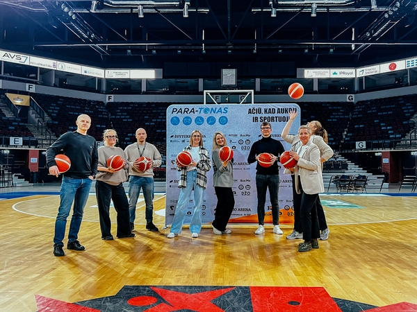 „Švyturio“ arena PARA-TONE surinko 3,2 tūkst. eurų geram tikslui: suvienijo krepšinio mylėtojus