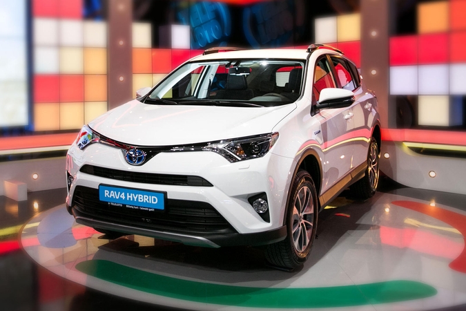 Hibridiniai automobiliai – ką apie juos žinome?
