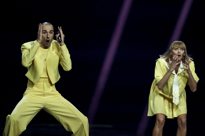 Geltonoji „The Roop“ banga Lietuvą nunešė į aštuntą „Eurovizijos“ vietą