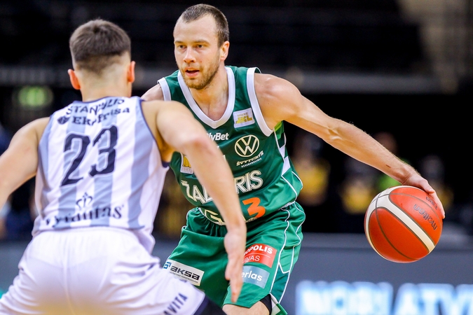 Naujokų laukiantis „Žalgiris“ pamokė Prienų jaunimą
