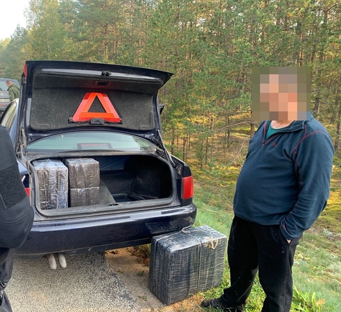 Kontrabandą gabenusiam vairuotojui teks gerokai patuštinti piniginę
