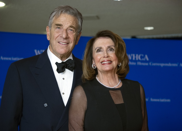Nancy Pelosi su vyru Paulu
