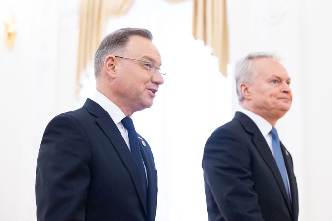 Nausėda su Duda sutarė toliau stiprinti NATO rytinį flangą, paramą Ukrainai