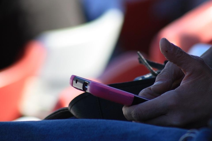 Neišsiųstą SMS žinutę su šypsenėle pripažino galiojančiu testamentu