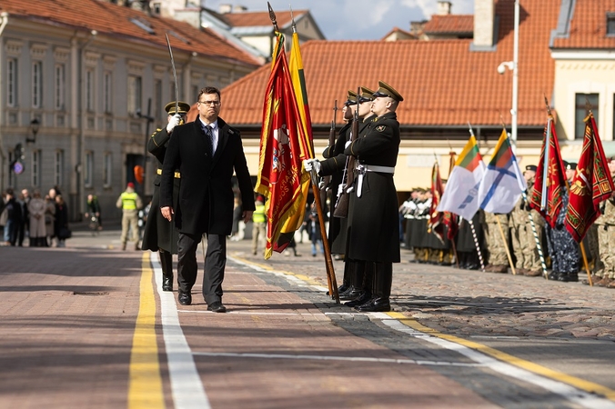 Prie Krašto apsaugos ministerijos įvyko ministrų pasikeitimo ceremonija