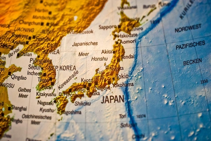 Be pėdsakų dingo Japonijos salelė