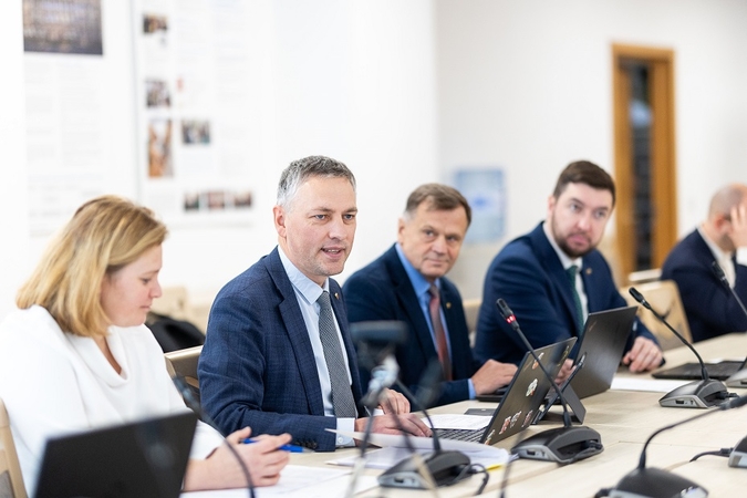 Reakcijos po Seimo VSD komisijos išvadų: skamba rimtai