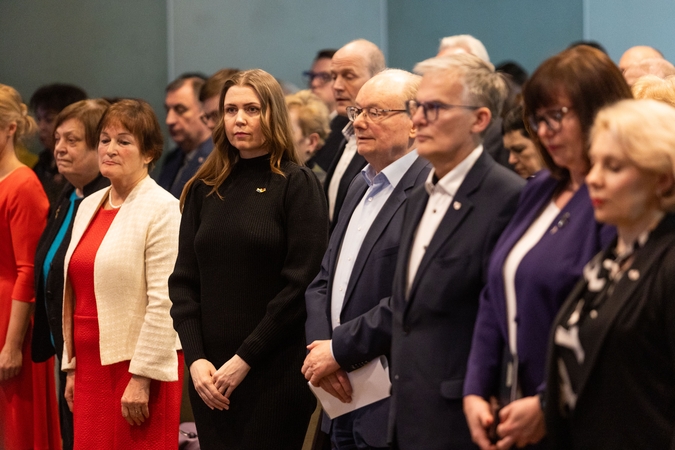 Galimų LSDP kandidatų į Seimą sąraše – buvę ir esami politikai, merai