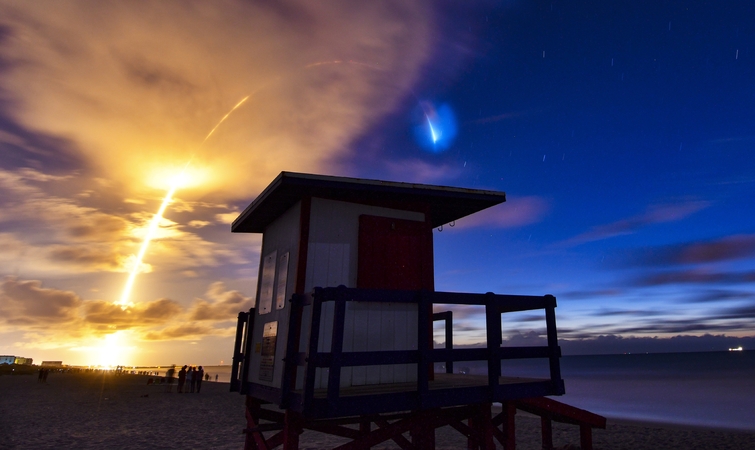 „SpaceX“ sėkmingai paleido dar 58 „Starlink“ palydovus