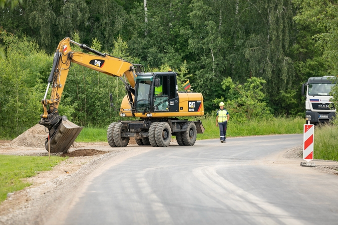 Vilniuje šiemet bus išasfaltuota 15 kilometrų žvyrkelių