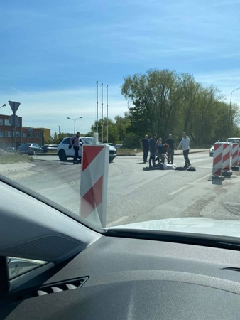 Skaudi nelaimė: remontuojamoje uostamiesčio gatvėje partrenktas žmogus