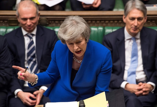 Europos Komisija teigia iš Th. May lūpų neišgirdusi nieko nauja