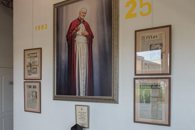 Šv. Jono Pauliaus II koplyčioje – išskirtinė paroda kauniečiams