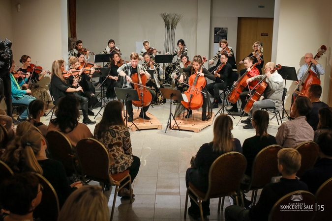 Klaipėdos kamerinio orkestro šeštoji dėlionė: muzikos išprovokuoti ir nublokšti