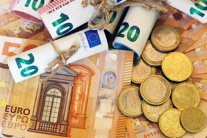 Analitikai: sėkmingas biudžeto surinkimas rodo gerą ekonomikos būklę