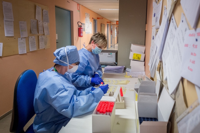 Lietuvoje užsikrėtusiųjų COVID-19 skaičius auga: per parą – 38 nauji atvejai
