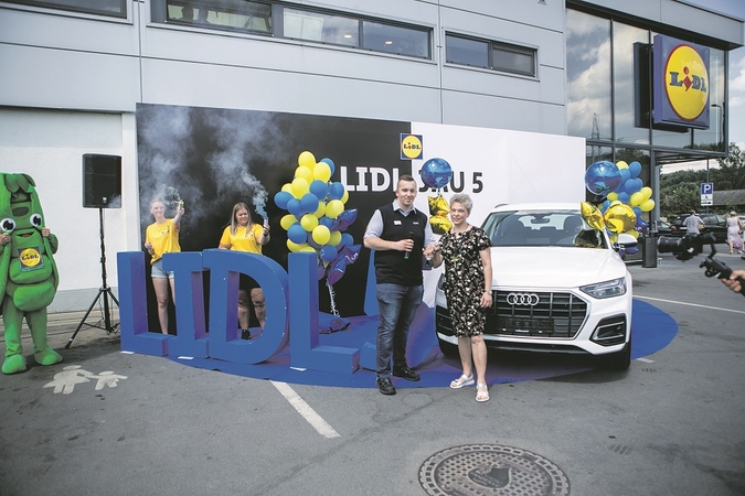 „Lidl“ 5-ojo gim­ta­die­nio do­va­nos: bal­tas „Au­di Q5“ iš­ke­lia­vo į Kau­ną