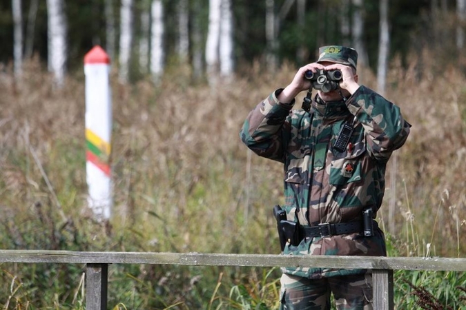 Vyriausybė kreipėsi į prezidentą dėl papildomų įgaliojimų kariams veikti pasienyje