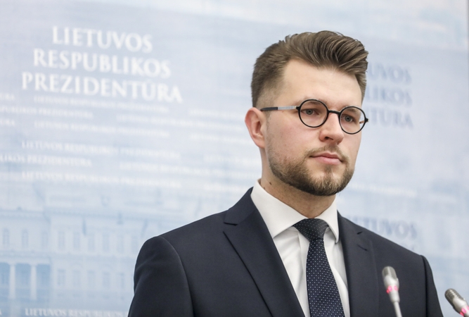 L. Savickas prašo teismo pradėti bylą dėl valstybės degalų rezerve paliktos spragos