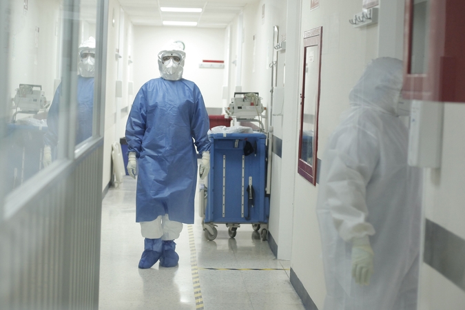 Lenkijoje per parą nustatyti 267 nauji COVID-19 atvejai, 12 pacientų mirė