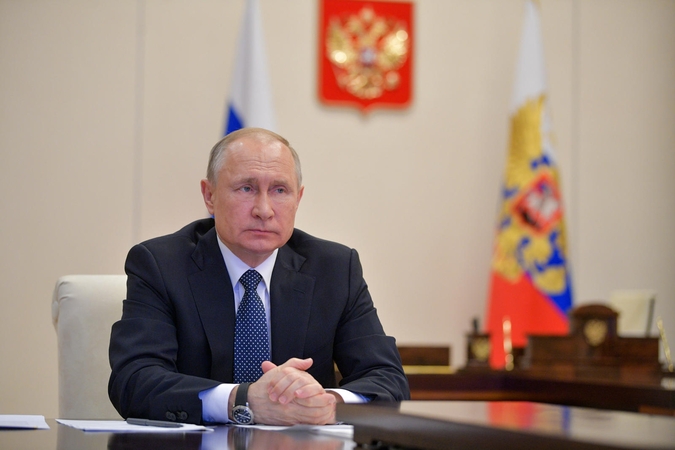 V. Putinas: artimiausios dvi–trys savaitės kovoje su koronavirusu bus lemiamos