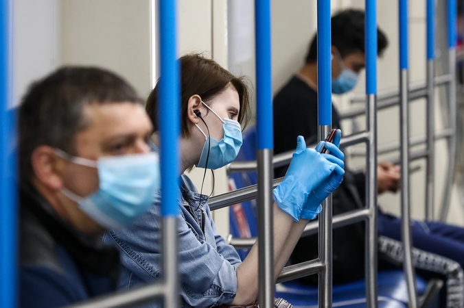 Rusijoje per parą nustatyti dar 10 899 užsikrėtimo koronavirusu atvejai