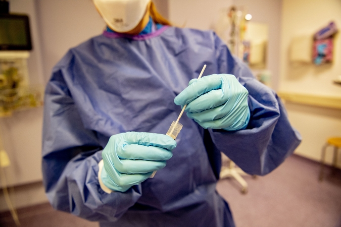 Lietuvoje užsikrėtusiųjų COVID-19 skaičius vėl auga: per parą – 26 nauji atvejai