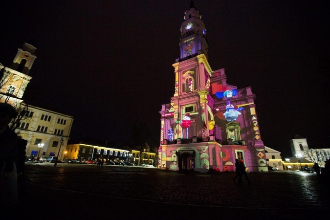 Kalėdų pasakos personažai džiugina kauniečius