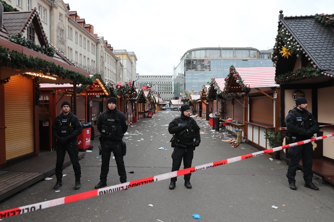 Tragedija Vokietijos Kalėdų mugėje: naujausia informacija ir kritiniai klausimai vyriausybei