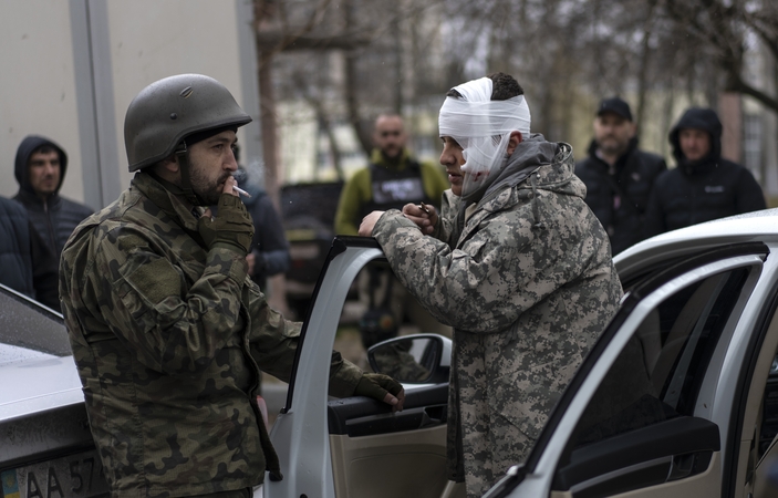 JAV: Ukrainą užpuolusios rusų pajėgos pradėjo atsitraukimą iš Černobylio
