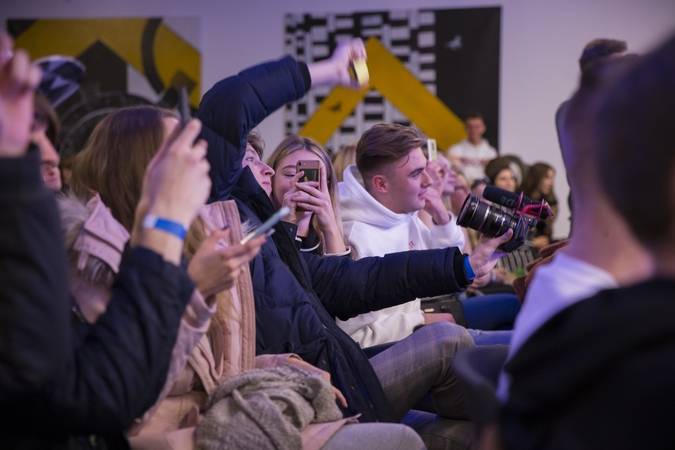Seimas išplėtė viešojo asmens sąvoką: į šią kategoriją pateks ir vadinamieji influenceriai