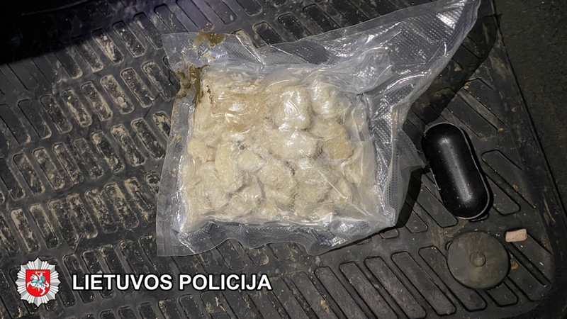 Pavojingo narkotiko platinimui vadovavo iš Vilniaus kalėjimo