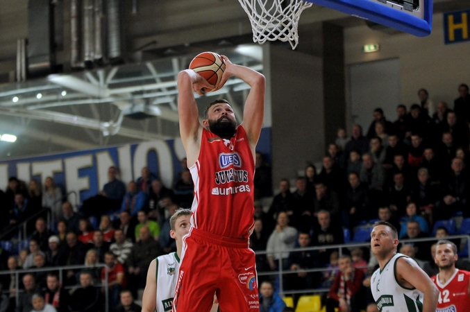 LKL: „Dzūkija“ užstrigo „Juventus“ gynyboje